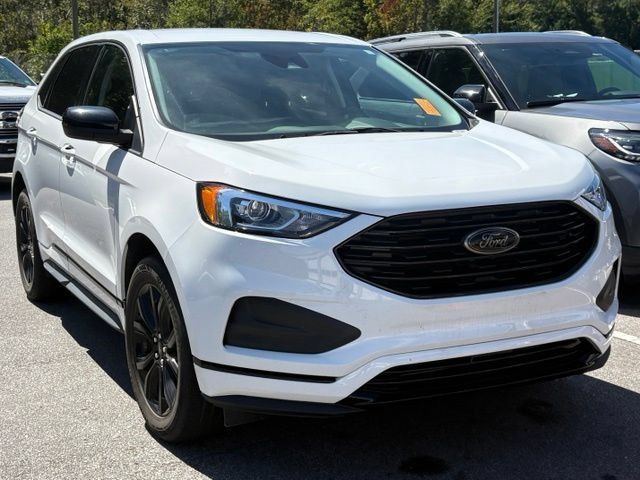 Used 2024 Ford Edge SE w/ Black Appearance Package AWD/4WD image 7