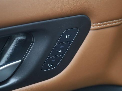 New 2026 Nissan Pathfinder Platinum AWD/4WD image 12