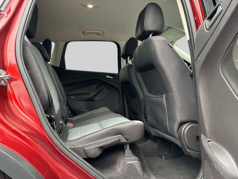 Used 2016 Ford Escape SE AWD/4WD image 10