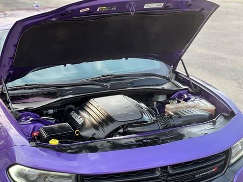 Used 2018 Dodge Charger R/T w/ Plus Group image 36