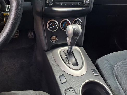 Used 2014 Nissan Rogue S w/ Convenience Package FWD image 8