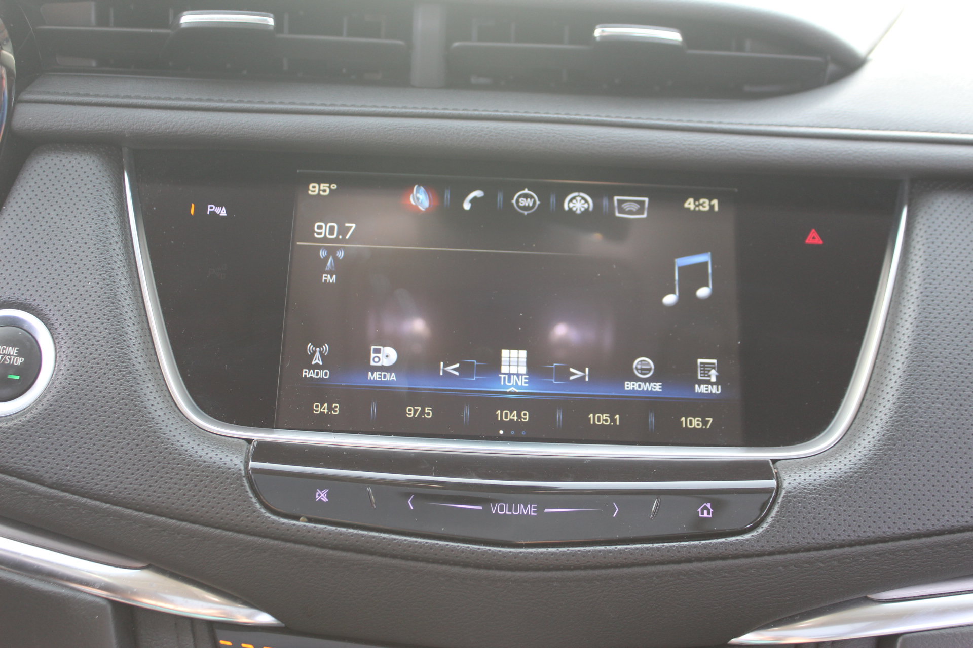 Used 2019 Cadillac XT5 Premium Luxury FWD image 21