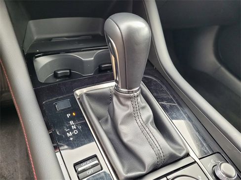 Used 2025 MAZDA MAZDA3 s image 22