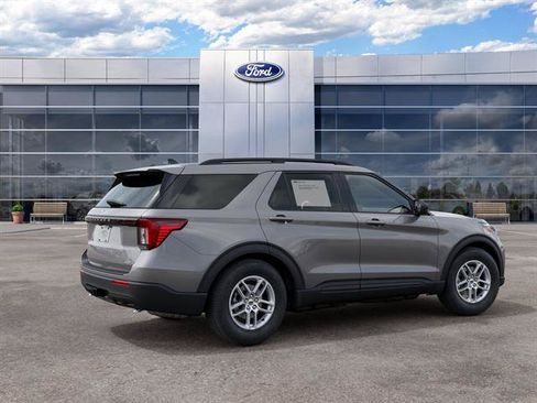 New 2027 Ford Explorer Active AWD/4WD image 7