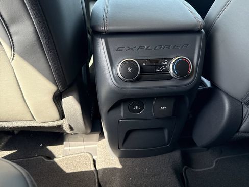 New 2026 Ford Explorer Active w/ Active Comfort Package RWD image 26