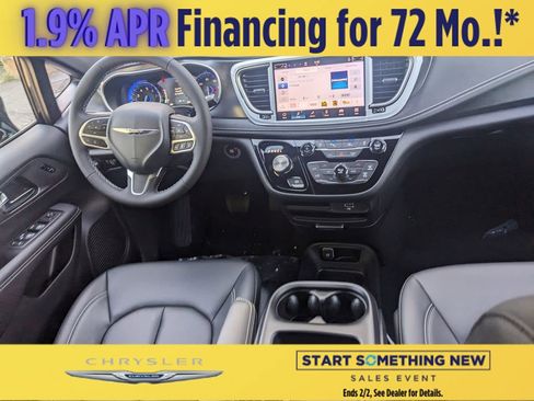 New 2026 Chrysler Pacifica Select image 10