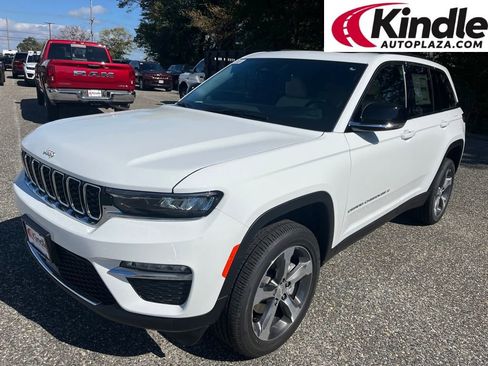 New 2025 Jeep Grand Cherokee Limited image 1