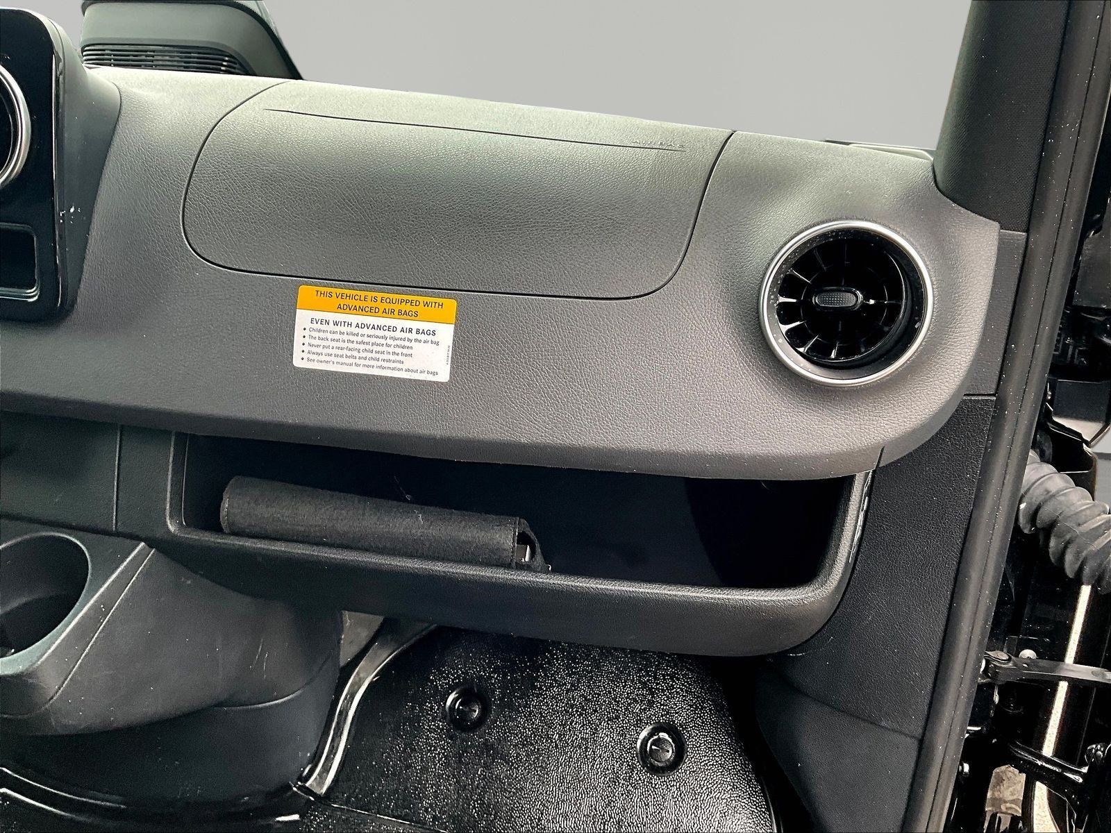 Used 2025 Mercedes-Benz Sprinter 2500 image 26