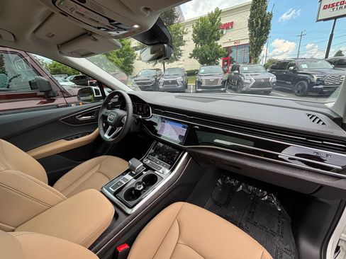Used 2025 Audi Q7 3.0T Premium w/ Convenience Package AWD/4WD image 56