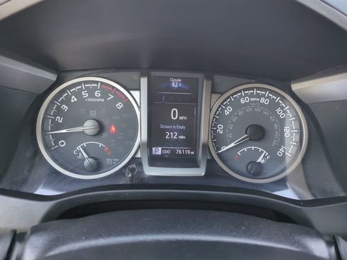 Used 2021 Toyota Tacoma SR5 image 31