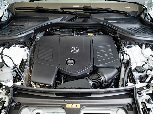 New 2026 Mercedes-Benz GLC 300 4MATIC image 38