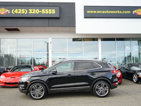 Used 2016 Lincoln MKC Reserve w/ Lincoln MKC Climate Package image 2