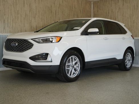 Used 2024 Ford Edge SEL image 4
