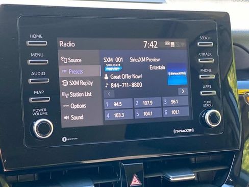 Used 2021 Toyota Camry LE w/ Convenience Package FWD image 23