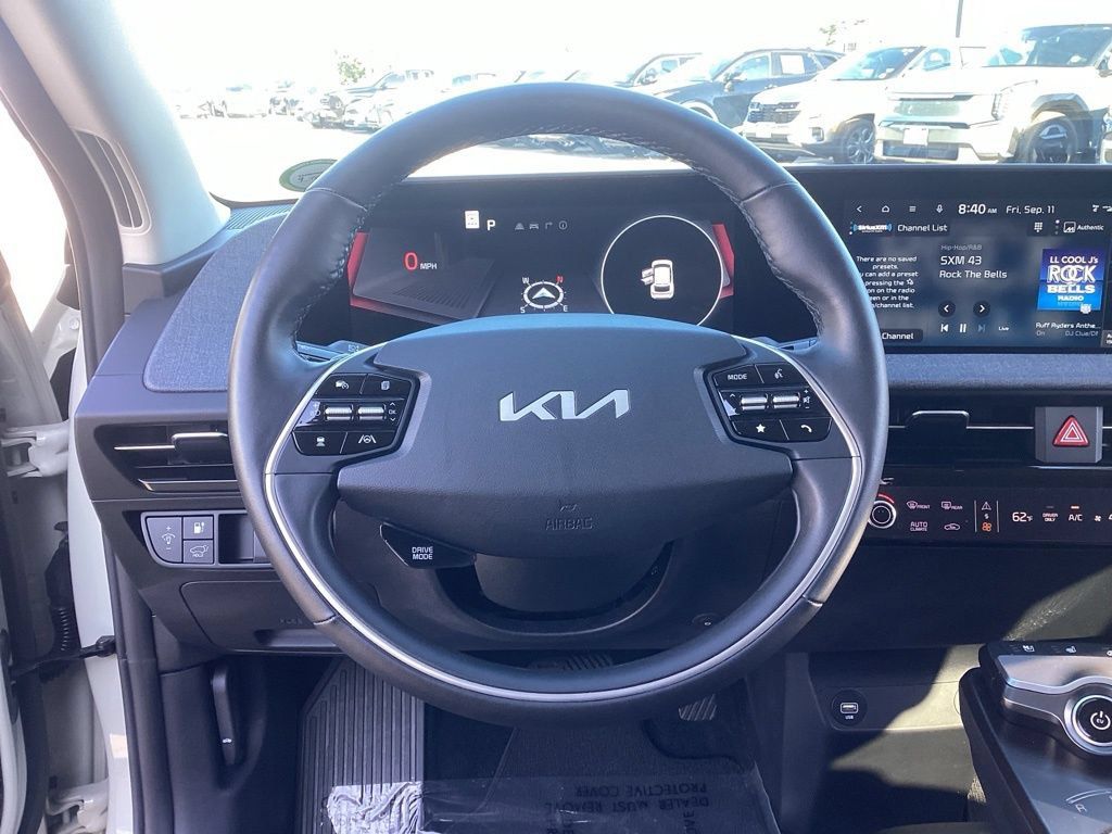 Used 2024 Kia EV6 Wind w/ Wind Technology Package AWD/4WD image 18