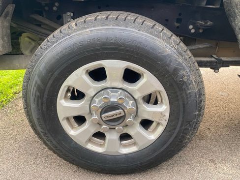 Used 2024 Ford F350 XLT AWD/4WD image 6