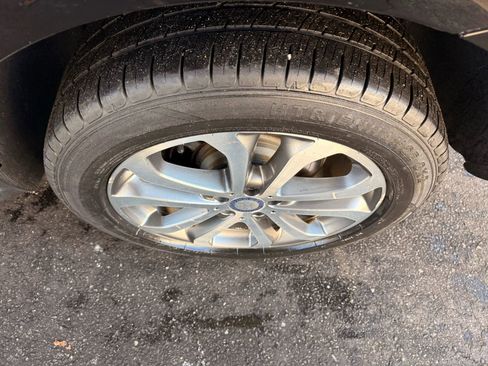 Used 2016 Mercedes-Benz GLE 350 4MATIC w/ Premium Package image 45