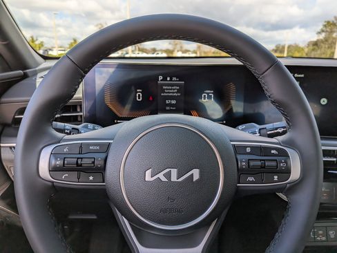 New 2026 Kia K5 GT-Line image 27