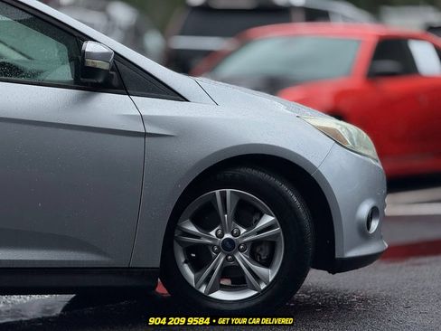 Used 2014 Ford Focus SE FWD image 10