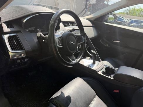 Used 2020 Jaguar E-PACE SE AWD/4WD image 4