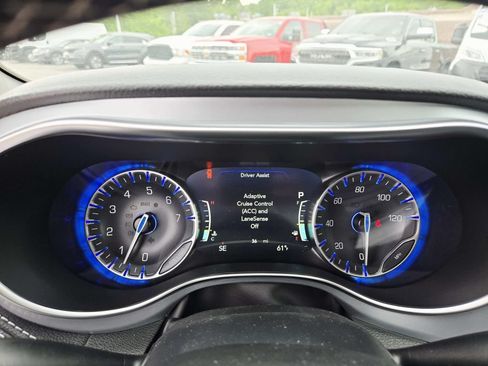New 2026 Chrysler Pacifica Limited w/ S Appearance Package FWD image 24
