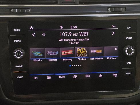 Used 2021 Volkswagen Tiguan SE R-Line FWD image 25