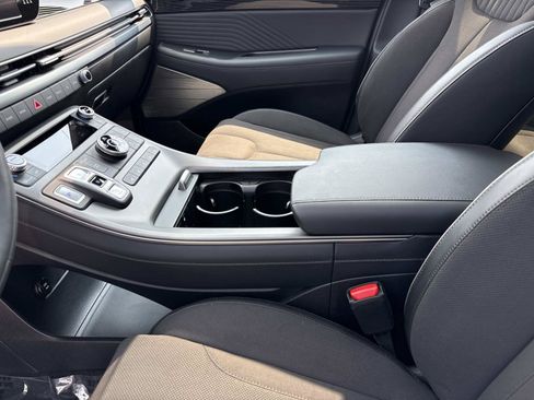 Certified 2025 Hyundai Palisade Calligraphy AWD/4WD image 16