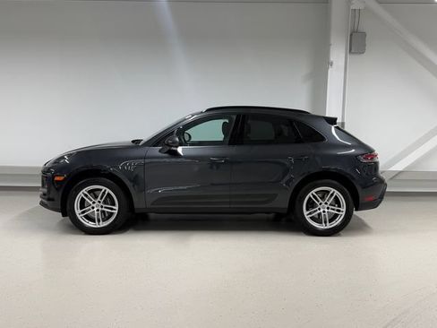 Certified 2026 Porsche Macan AWD/4WD image 2