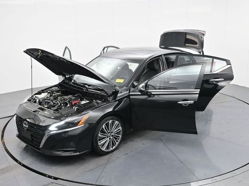 Used 2023 Nissan Altima 2.5 SL image 31
