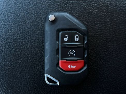 Used 2020 Jeep Wrangler Unlimited Sport AWD/4WD image 40
