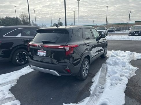 Used 2026 Kia Seltos LX image 4