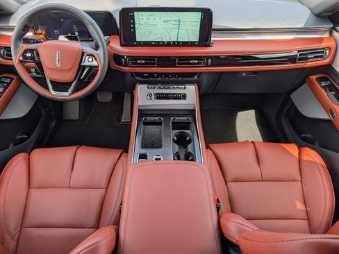 New 2026 Lincoln Aviator Reserve w/ Luxury Package AWD/4WD image 5