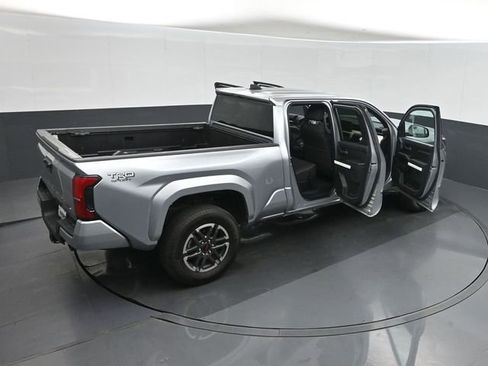Used 2024 Toyota Tacoma TRD Sport image 30