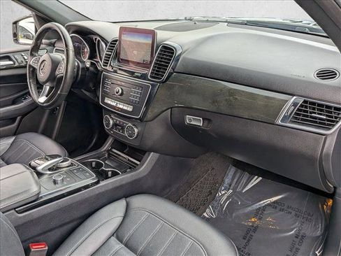 Certified 2018 Mercedes-Benz GLE 350 4MATIC image 22