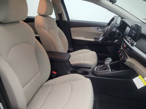 Used 2023 Kia Forte LXS image 21