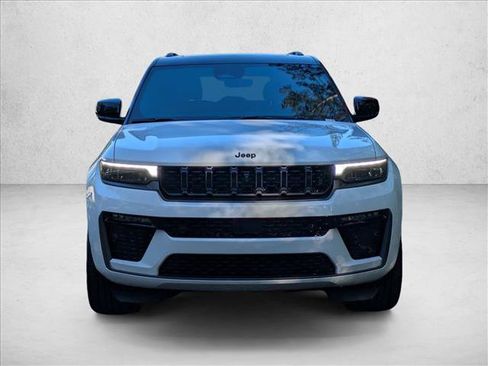 New 2026 Jeep Grand Cherokee Summit w/ Obsidian Package AWD/4WD image 6