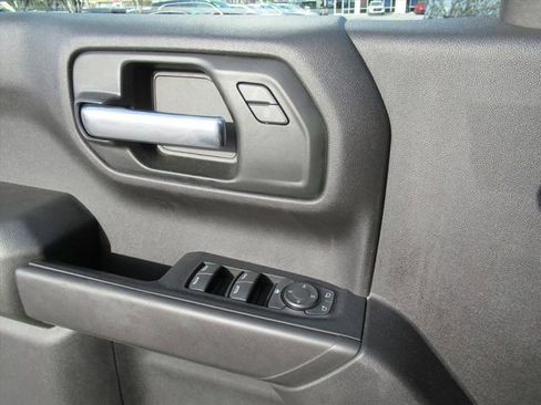 Used 2024 Chevrolet Silverado 1500 Custom image 19