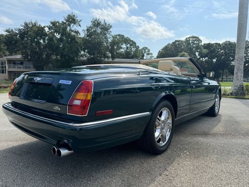 Used 2003 Bentley Azure image 3