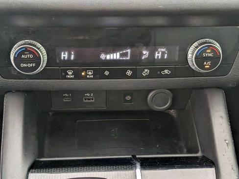 Used 2022 Mitsubishi Outlander SEL Black Edition image 21