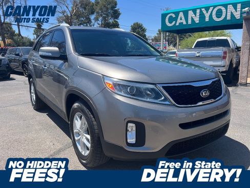 Used 2015 Kia Sorento LX FWD image 1