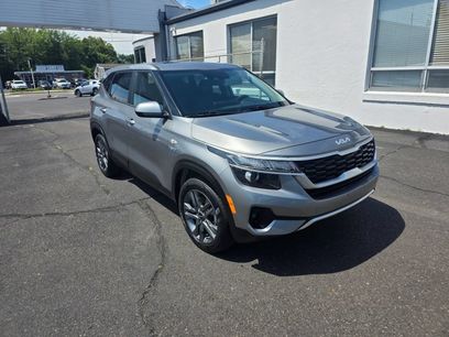Used 2023 Kia Seltos LX