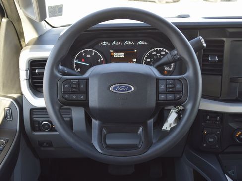 Used 2025 Ford F250 XLT w/ FX4 Off-Road Package image 11