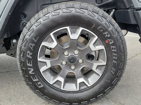 New 2025 Jeep Wrangler Unlimited Sahara AWD/4WD image 19