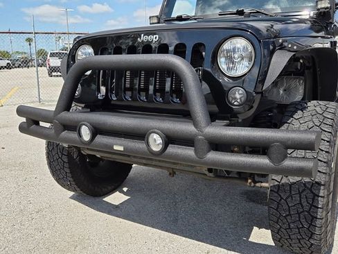 Used 2015 Jeep Wrangler Sport w/ Connectivity Group image 13