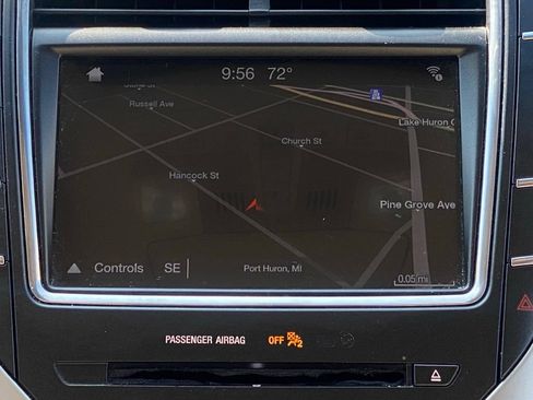 Used 2019 Lincoln Nautilus Select AWD/4WD image 26