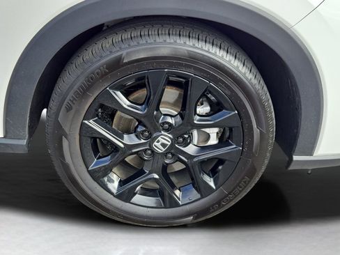 Used 2025 Honda HR-V Sport image 6