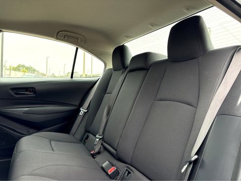 Used 2024 Toyota Corolla LE image 20