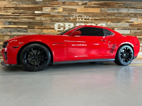 Used 2013 Chevrolet Camaro ZL1 RWD image 42