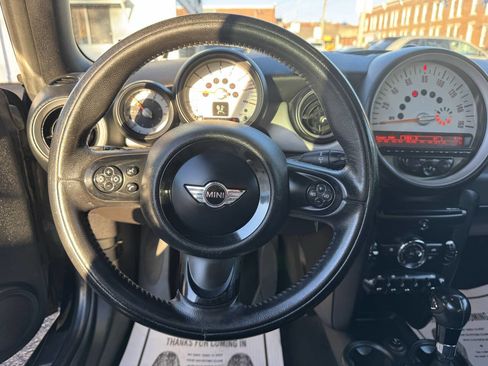 Used 2011 MINI Cooper Convertible image 11