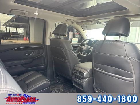 Used 2025 Honda Pilot Touring image 22